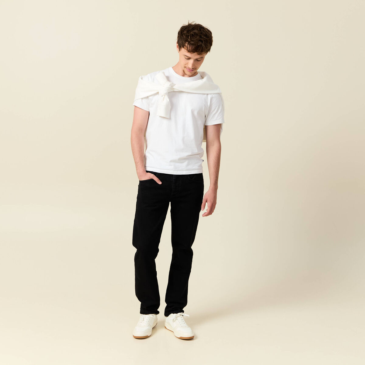 Jeans straight longueur 32 denim noir homme