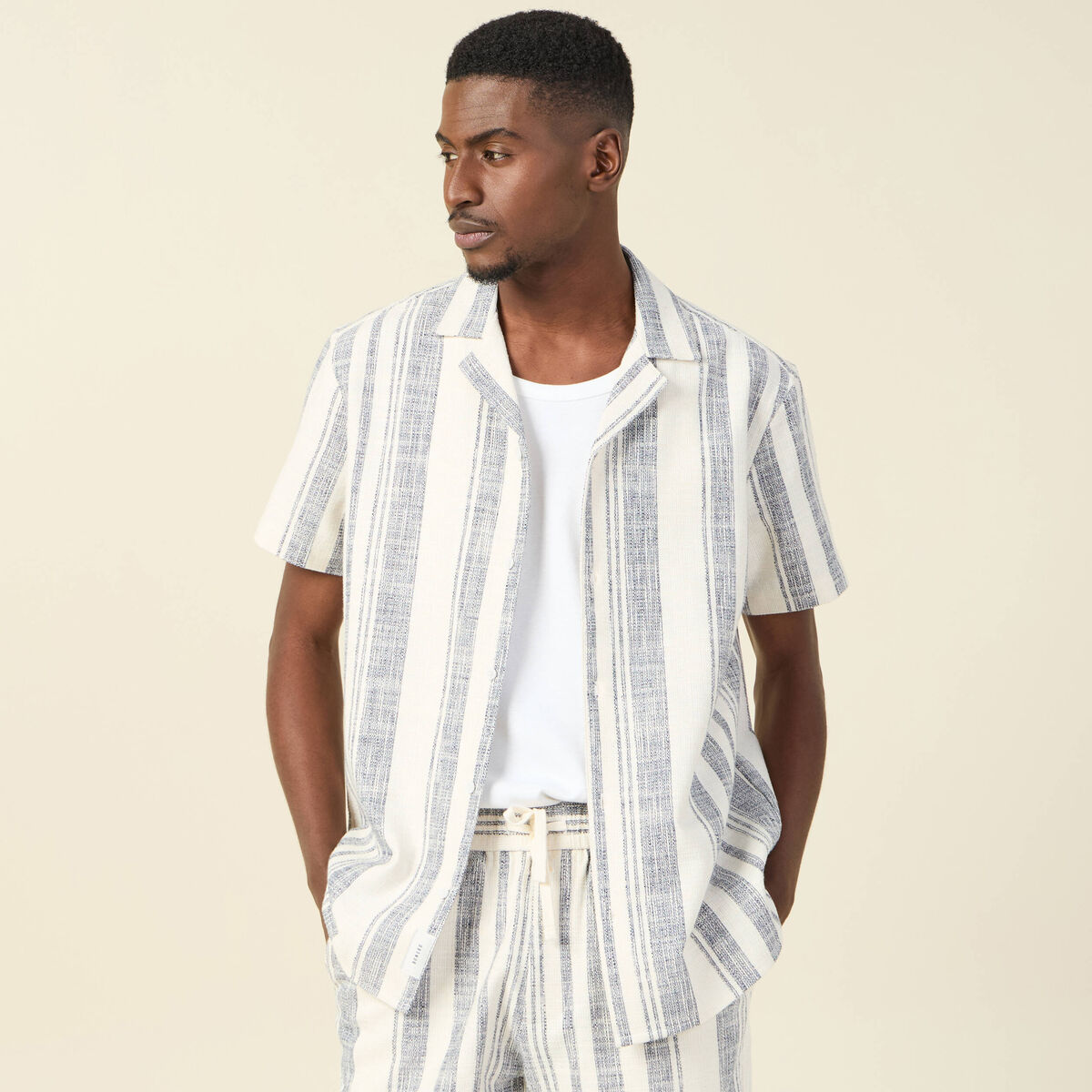 Chemise manches courtes ecru homme