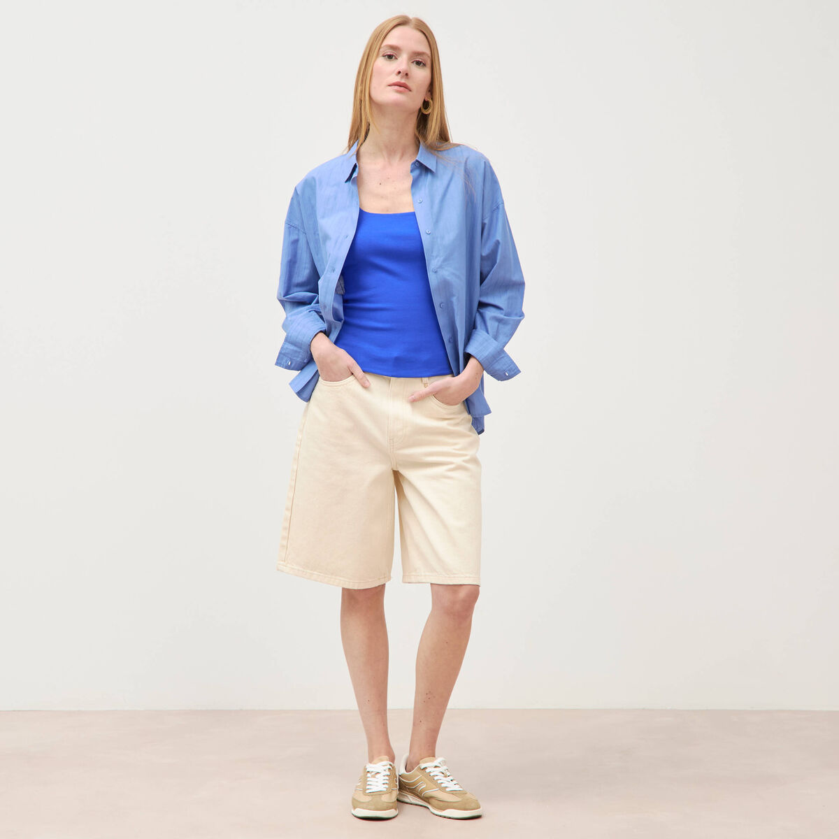 D&eacute;bardeur ajust&eacute; col carr&eacute; bleu electrique femme