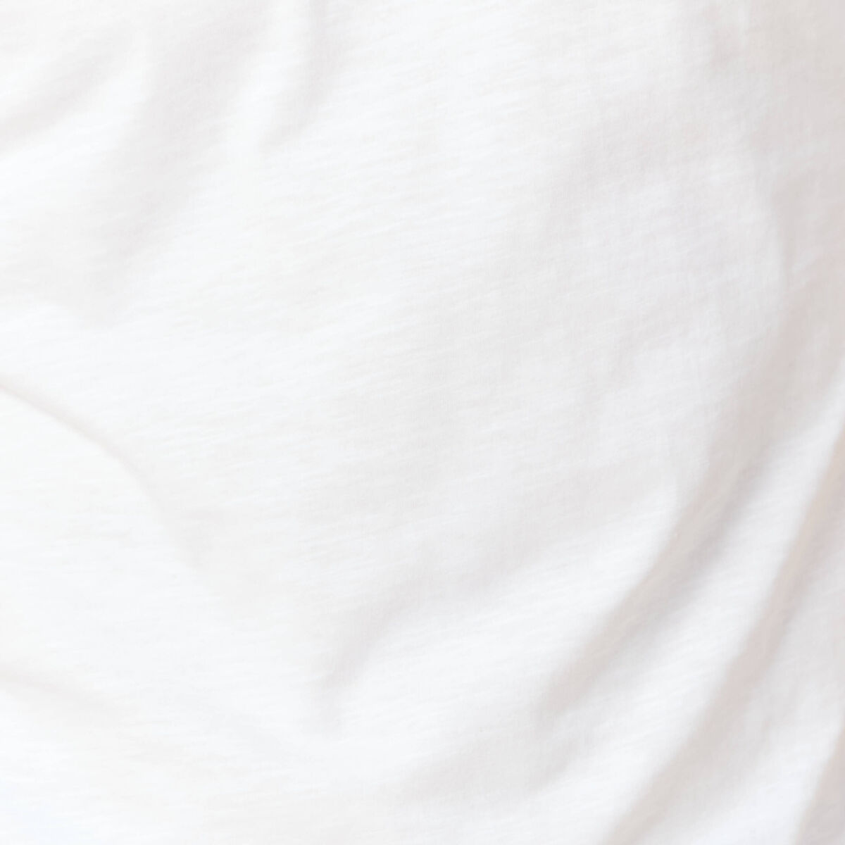T-shirt ajust&eacute; col rond manches courtes blanc homme