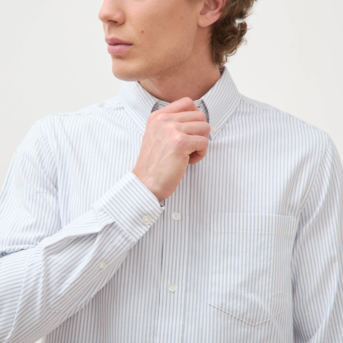 Chemise manches longues col am&eacute;ricain bleu gris homme