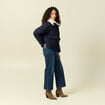Veste droite courte col classique bleu fonc&eacute; femme