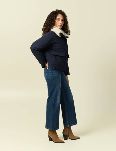 Veste droite courte col classique bleu fonc&eacute; femme