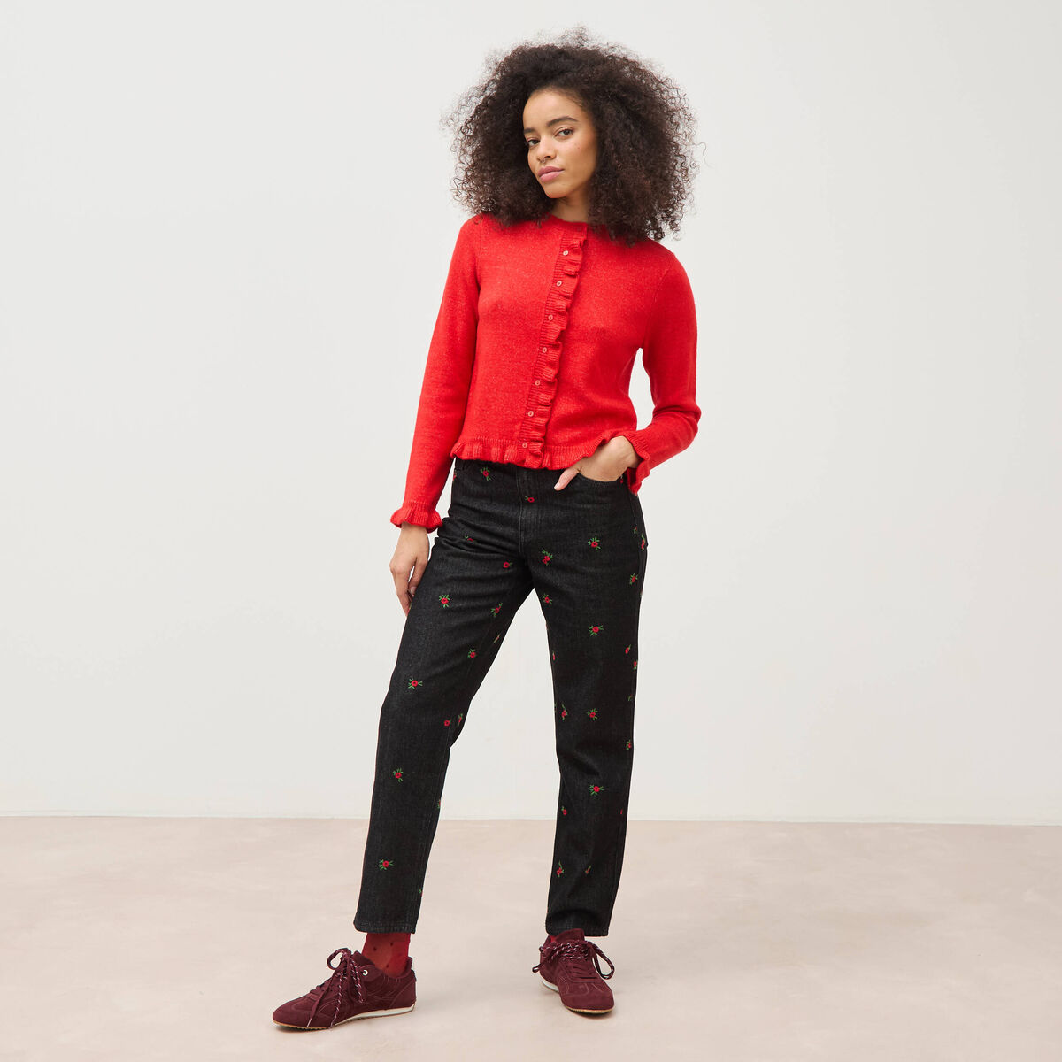 Gilet droit manches longues col rond rouge femme