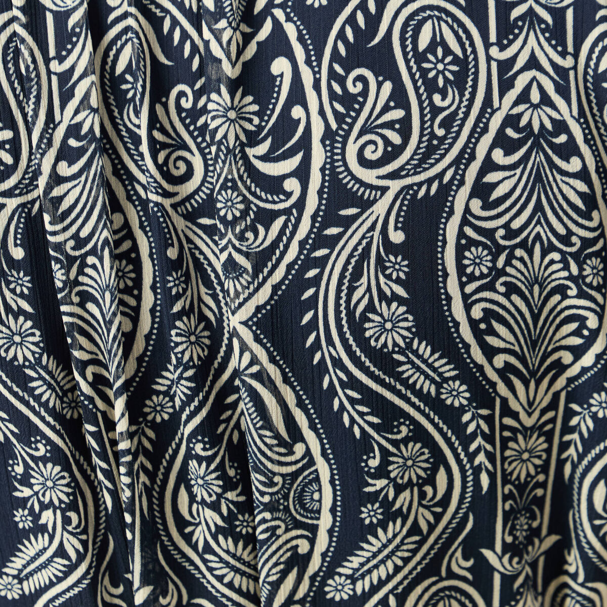 Robe longue &eacute;vas&eacute;e col v manches longues bleu marine femme