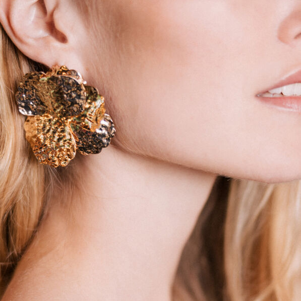 Boucles d'oreilles clous couleur or femme