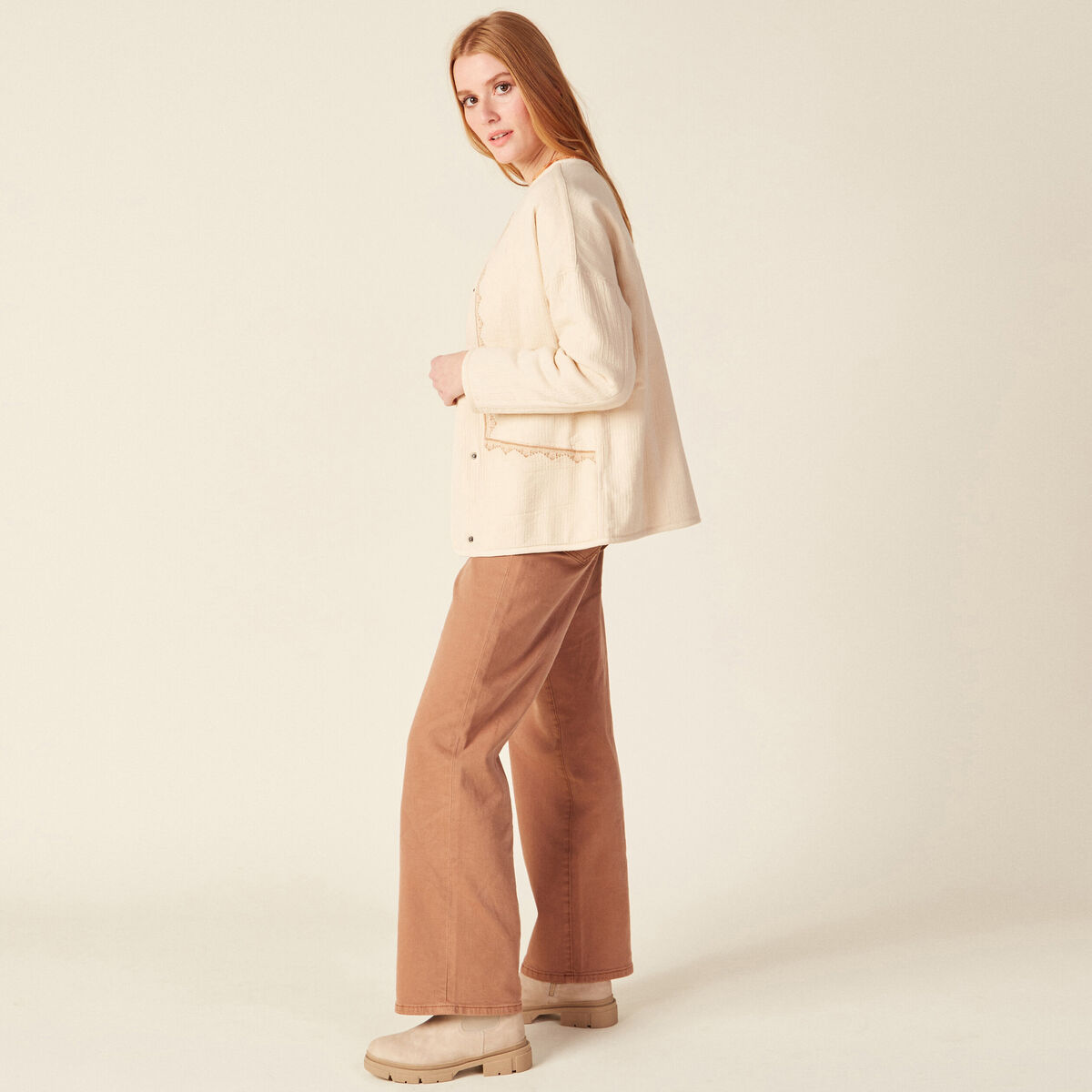 Veste droite boutonn&eacute;e creme femme
