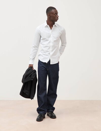 Chemise cintr&eacute;e en coton manches longues bleu homme