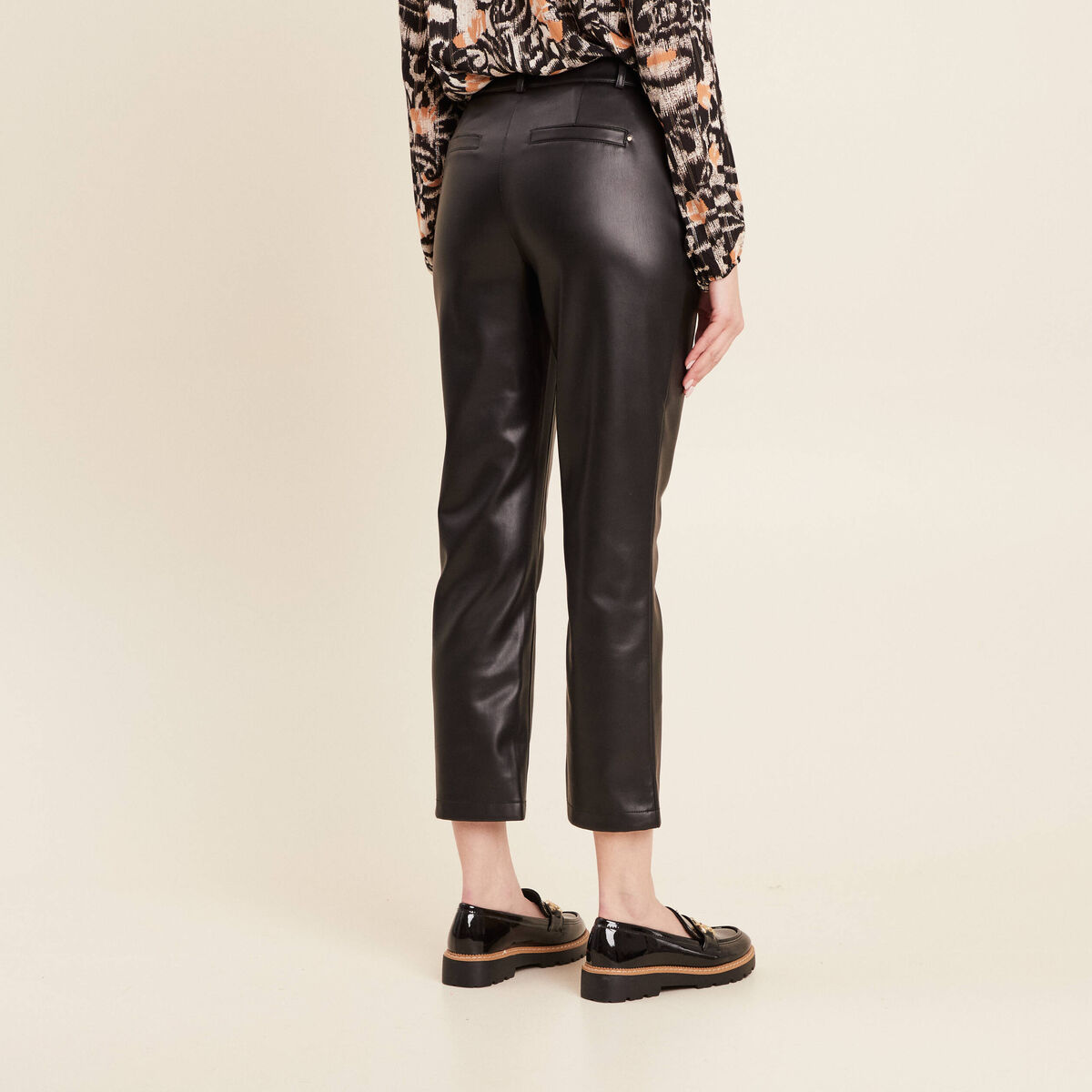 Pantalon droit simili cuir noir femme