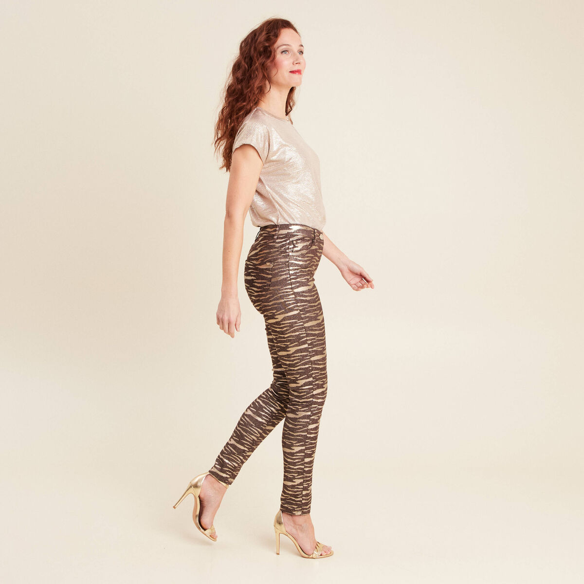 Pantalon magique L'Unique coupe ajust&eacute;e noir femme