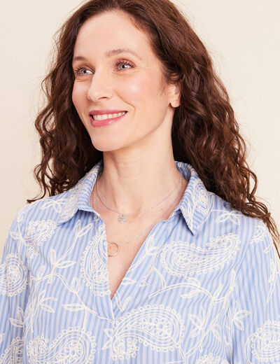 Blouse ample manches longues brod&eacute;e bleu ciel femme