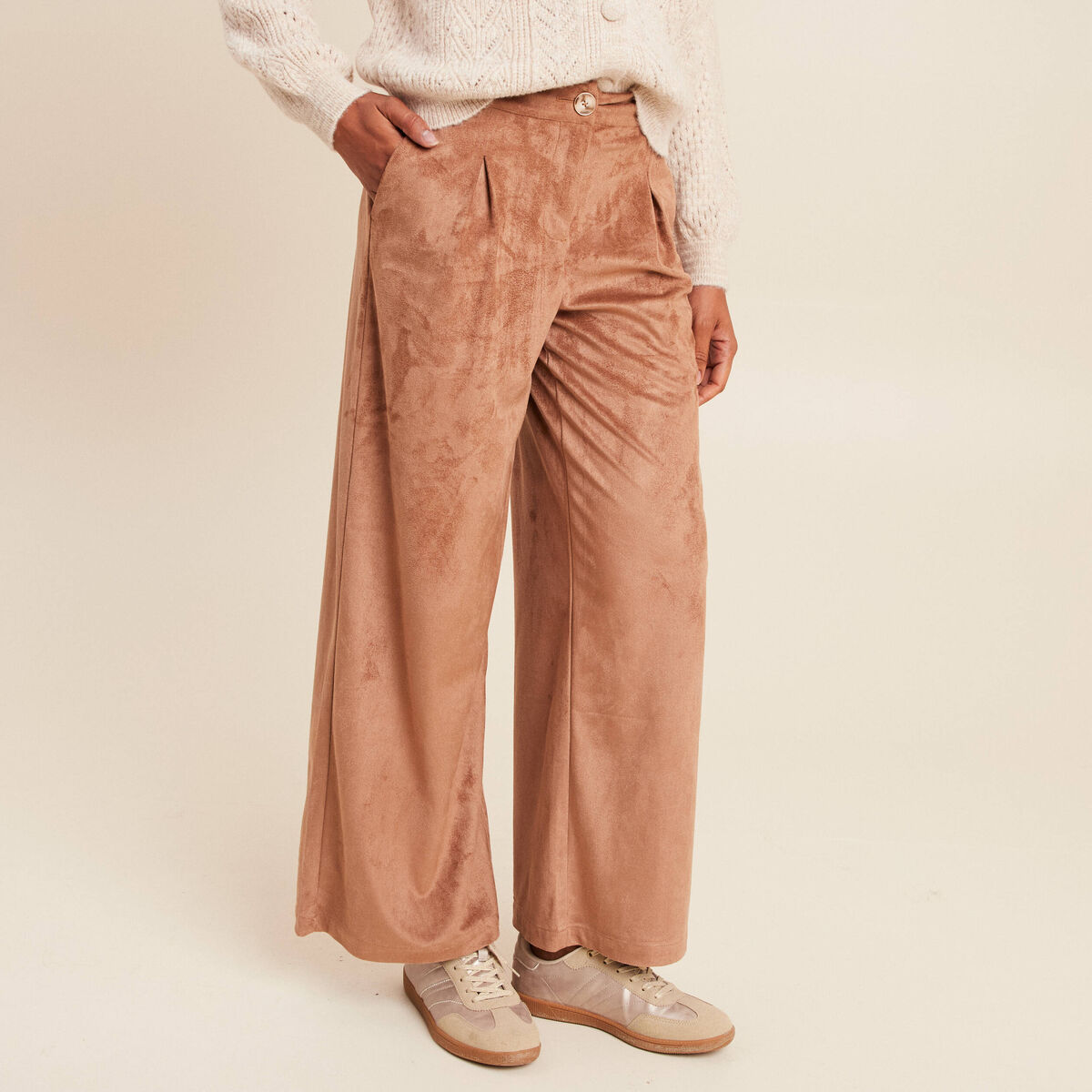 Pantalon su&eacute;dine large &agrave; pinces marron clair femme