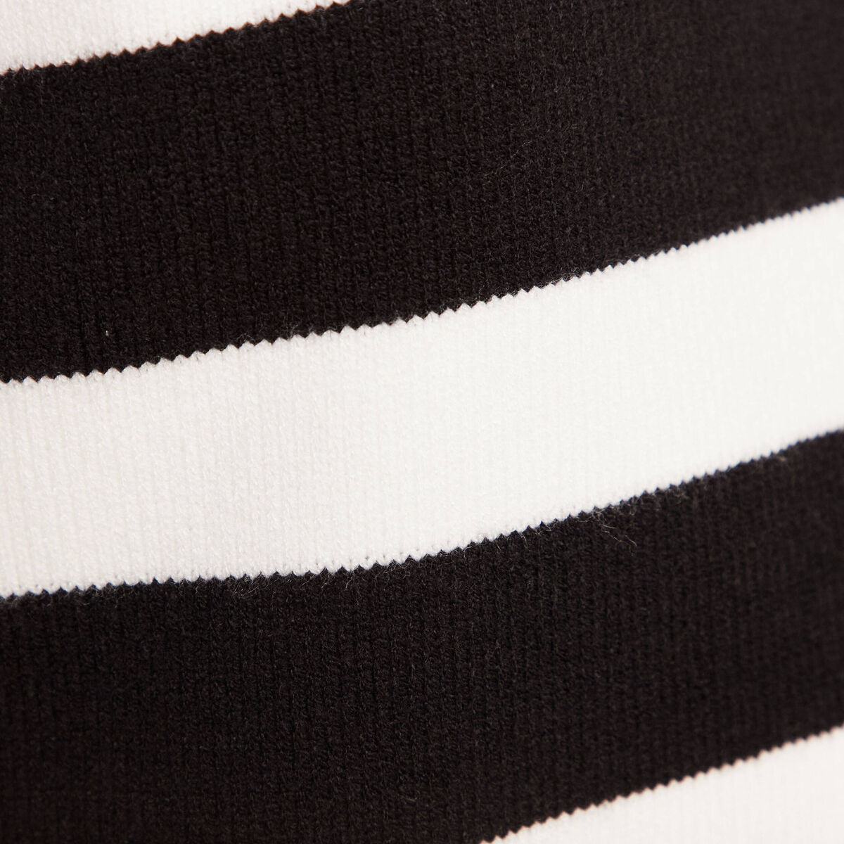 Pull sans manches noir femme