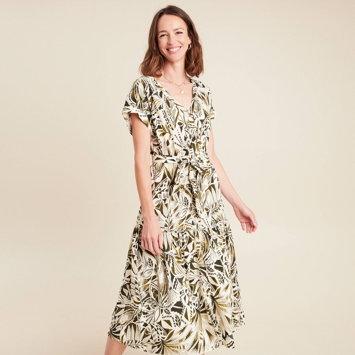 robe longue évasée col v manches courtes vert femme