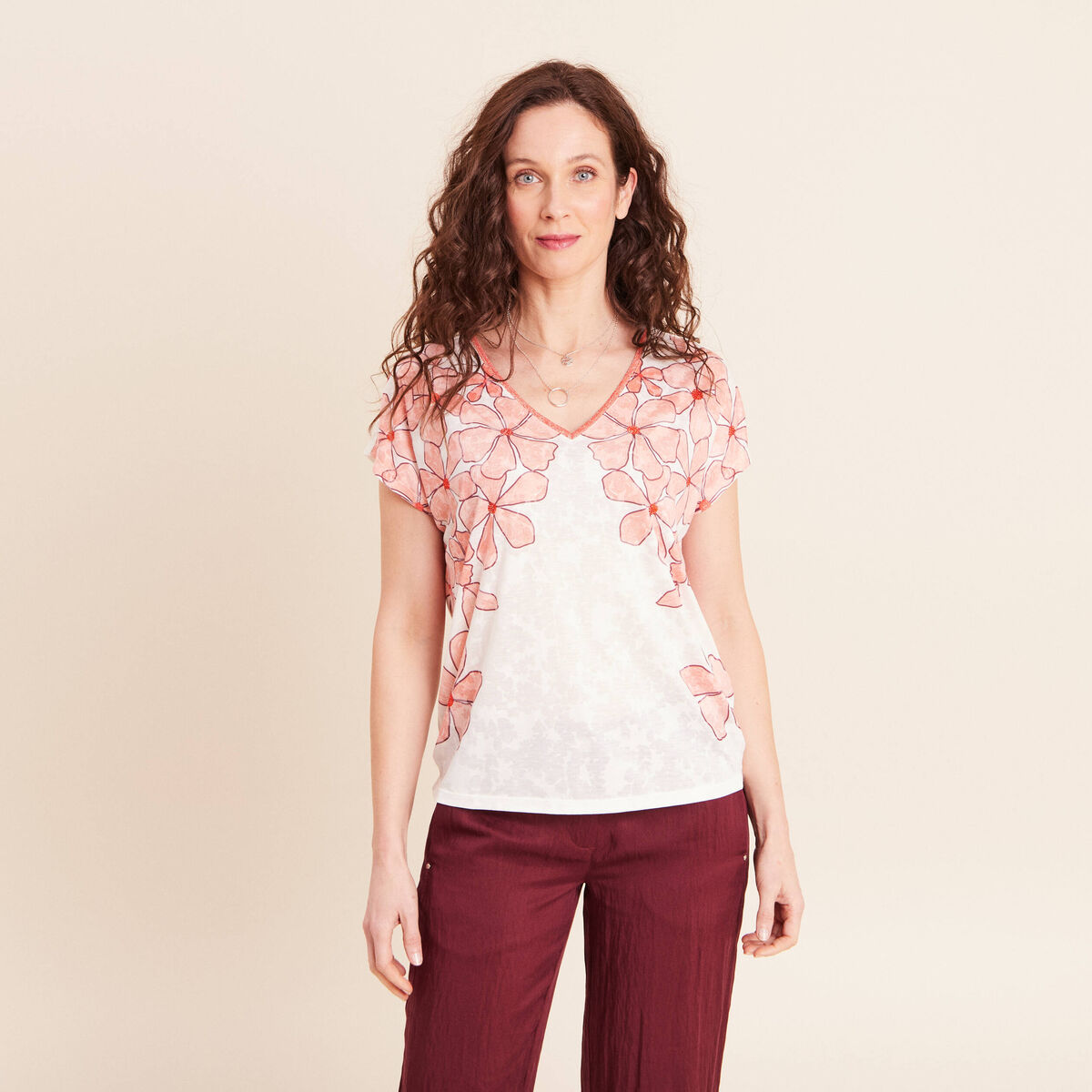 T-shirt col v manches courtes ecru femme