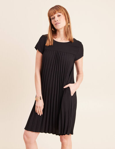 Robe courte &eacute;vas&eacute;e pliss&eacute;e col rond noir femme