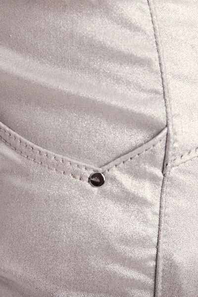 Pantalon ajusté enduit gris argent femme