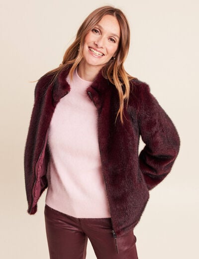 Manteau en fausse fourrure col montant bordeaux femme