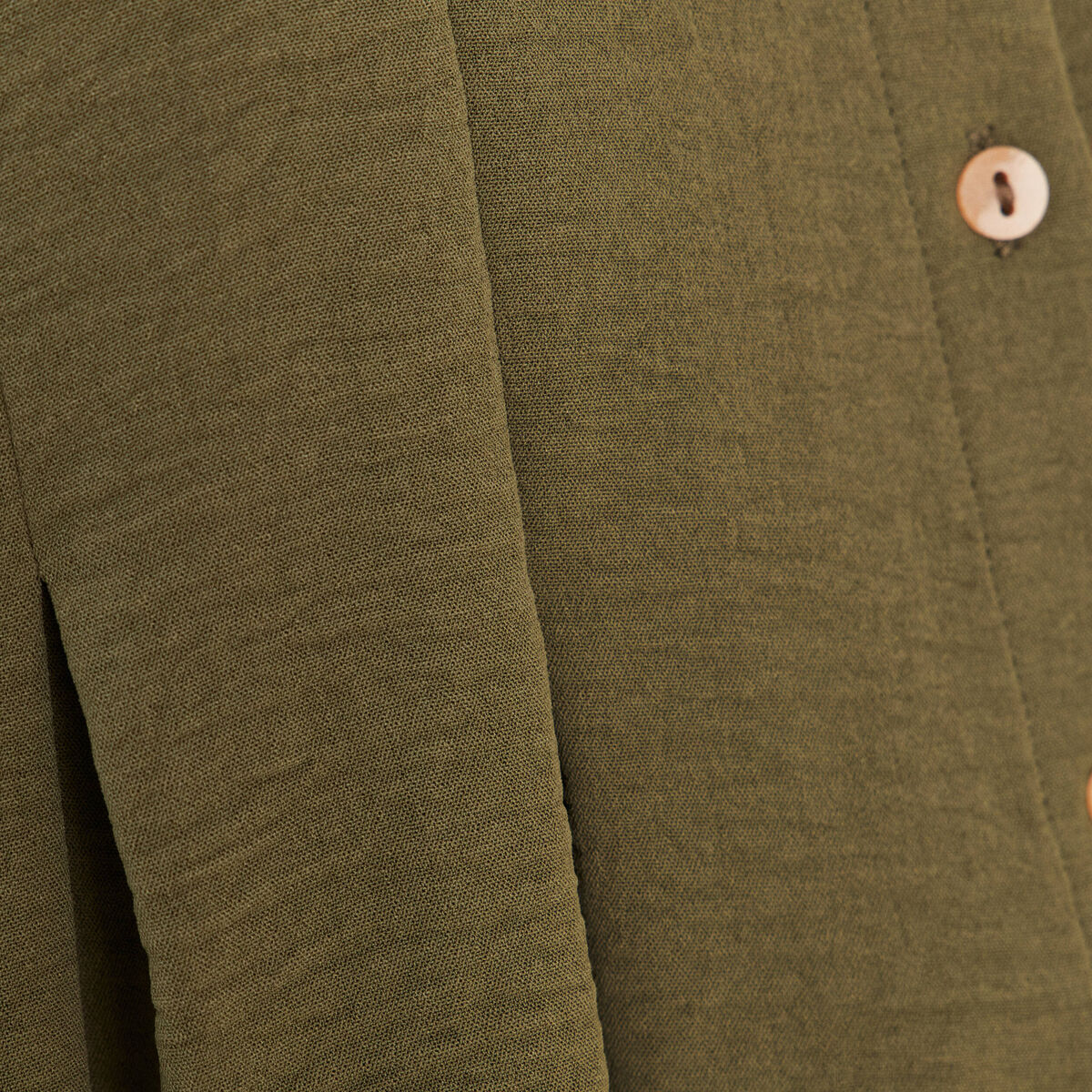 Chemise cintr&eacute;e manches courtes vert kaki femme