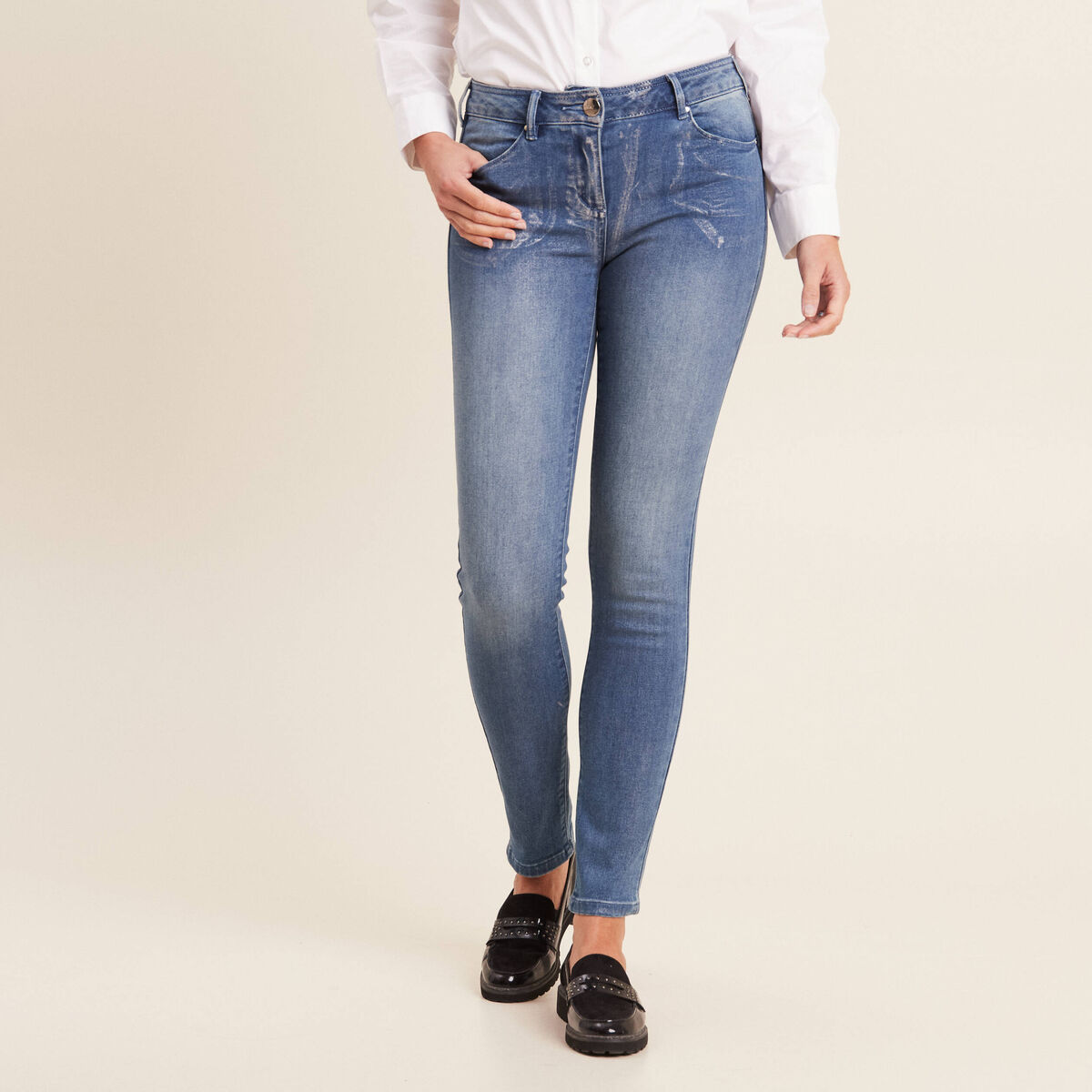 Jean ajust&eacute; taille basse denim stone femme