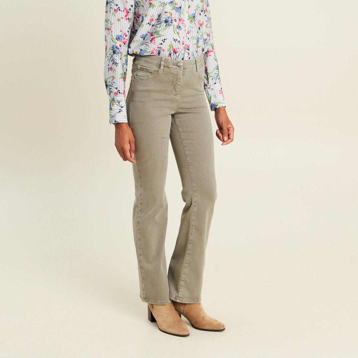 Jean magique L'Unique coupe bootcut vert kaki femme