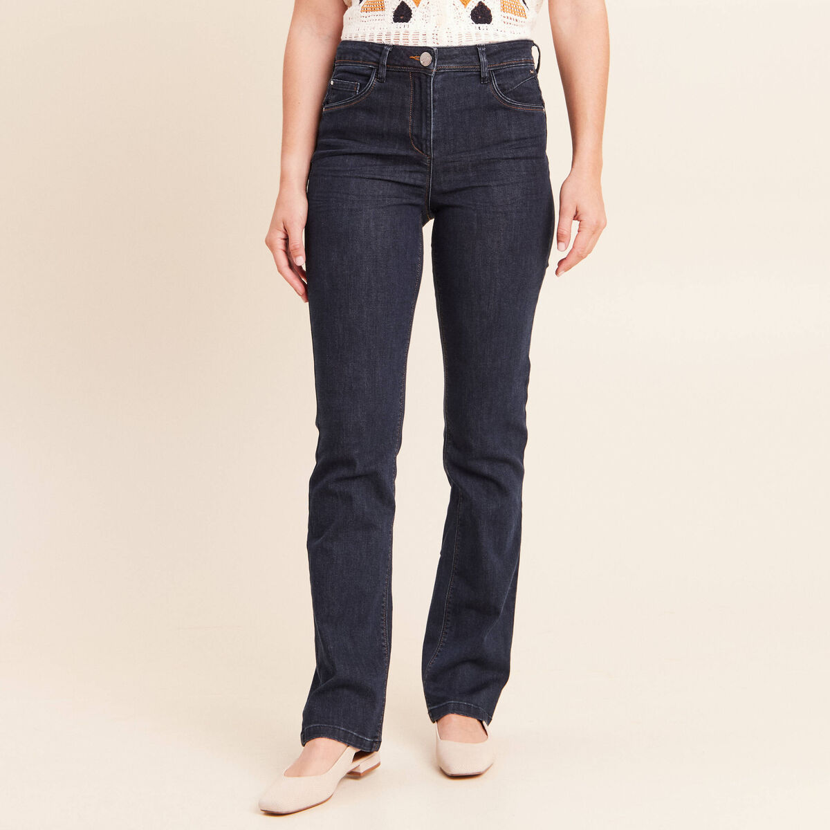 Jean coupe droite taille haute denim brut femme