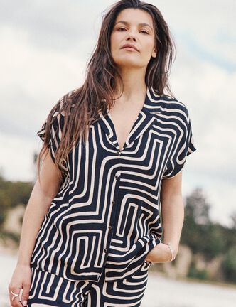 Chemise crêpe manches courtes noir femme