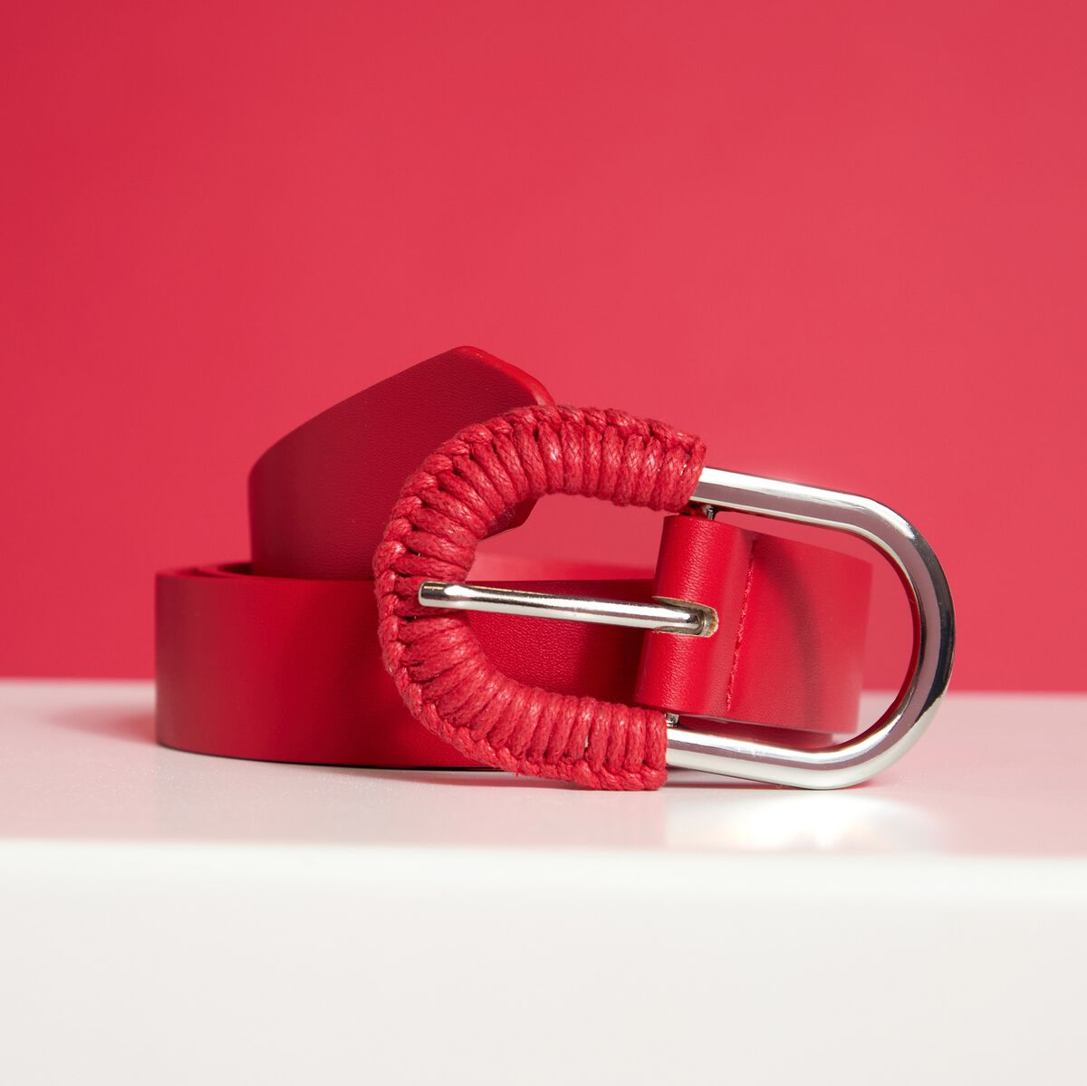 Ceinture fine bi-mati&egrave;re rouge fluo femme
