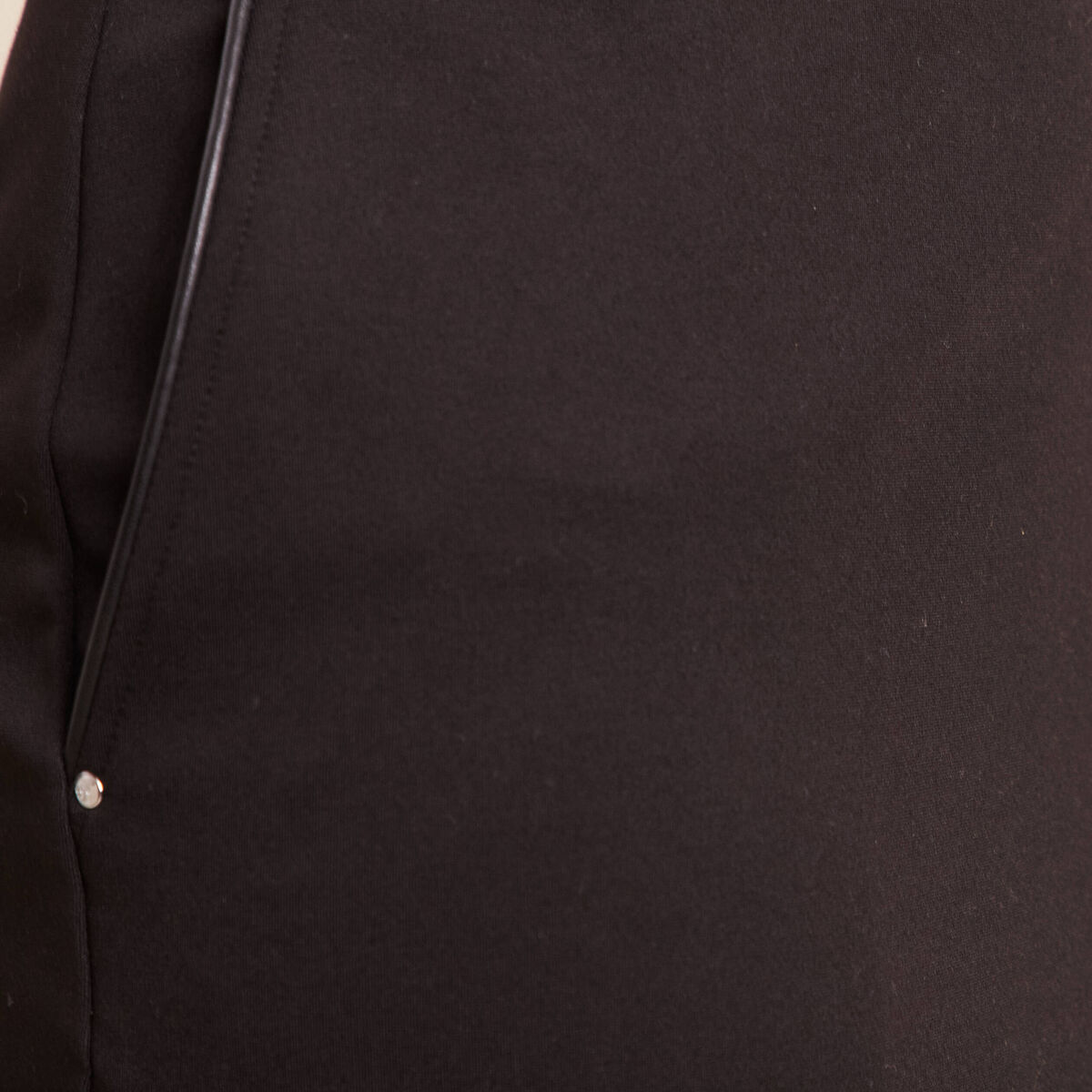Jupe en maille doubl&eacute;e noir femme