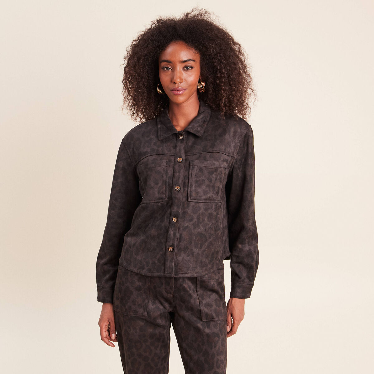 Chemise droite manches longues vert kaki femme