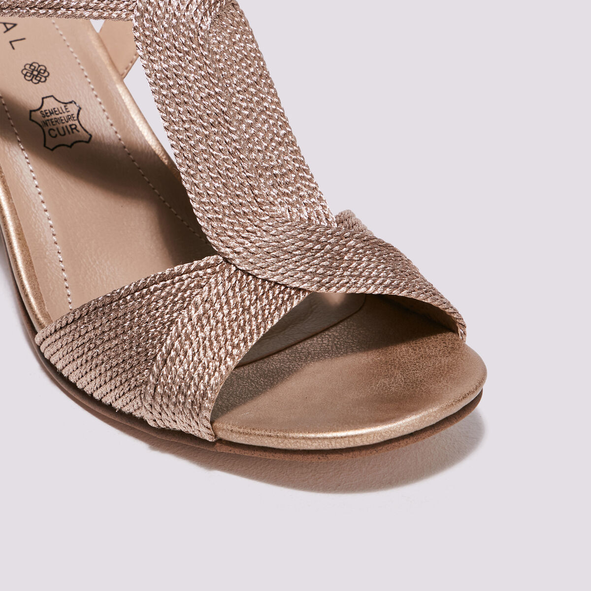 Sandales &agrave; talons bottiers rose clair femme