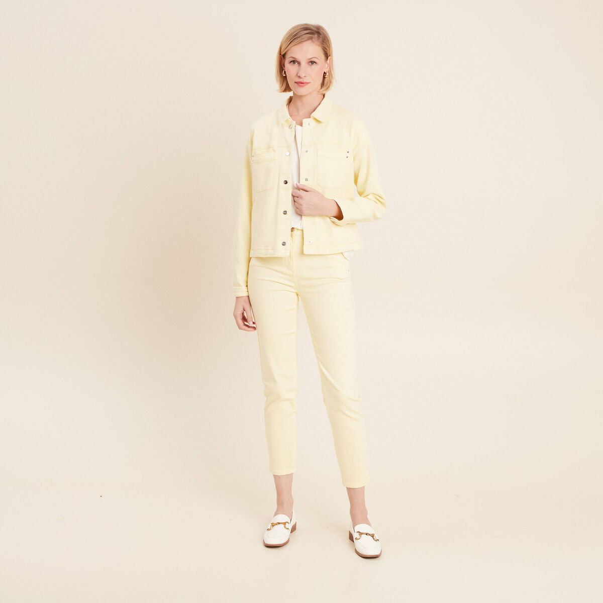 Veste boutonnée en jean jaune clair femme