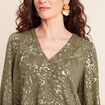 Blouse ample col v manches longues vert kaki femme