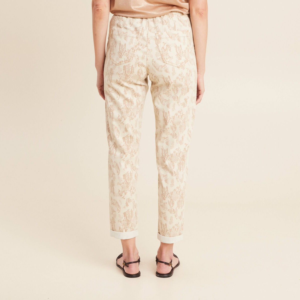 Pantalon coupe mom 7/8&egrave;me beige femme