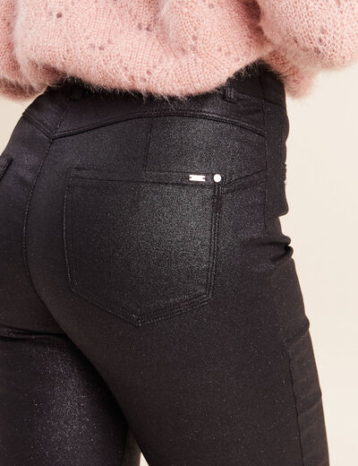 Pantalon iris&eacute; en similicuir noir femme