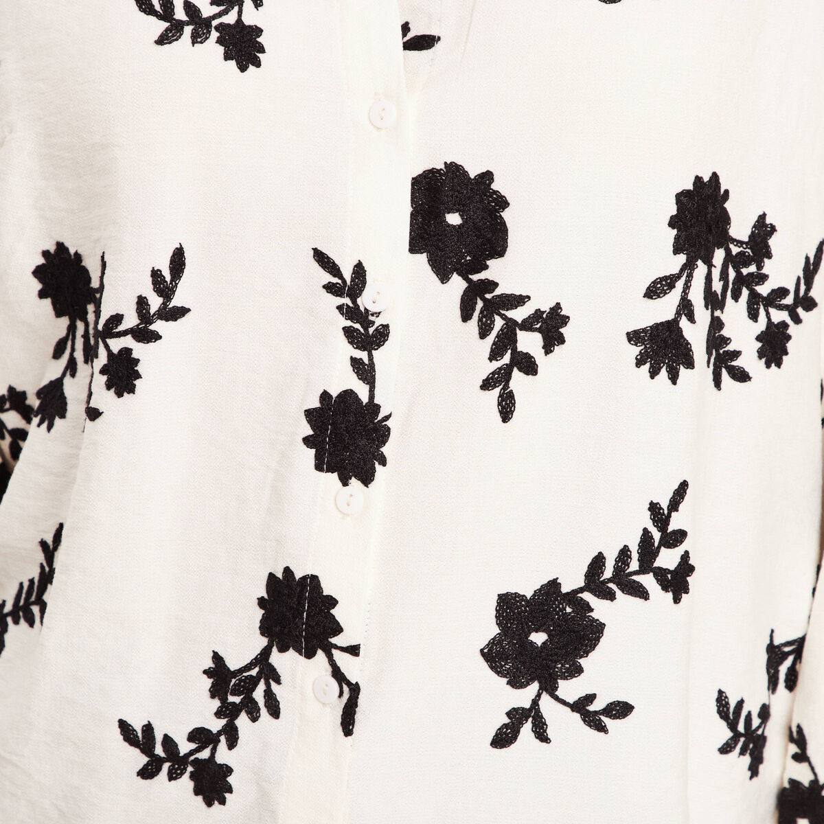 Chemise fluide brod&eacute;e manches longues blanc femme