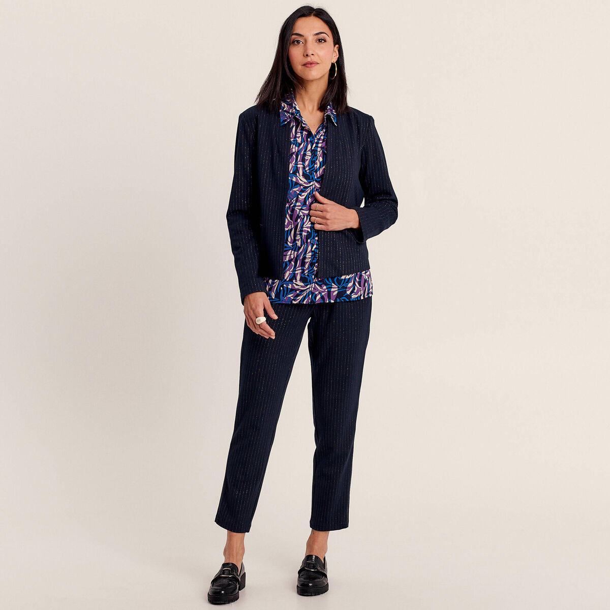 Veste ajust&eacute;e col ch&acirc;le bleu marine femme