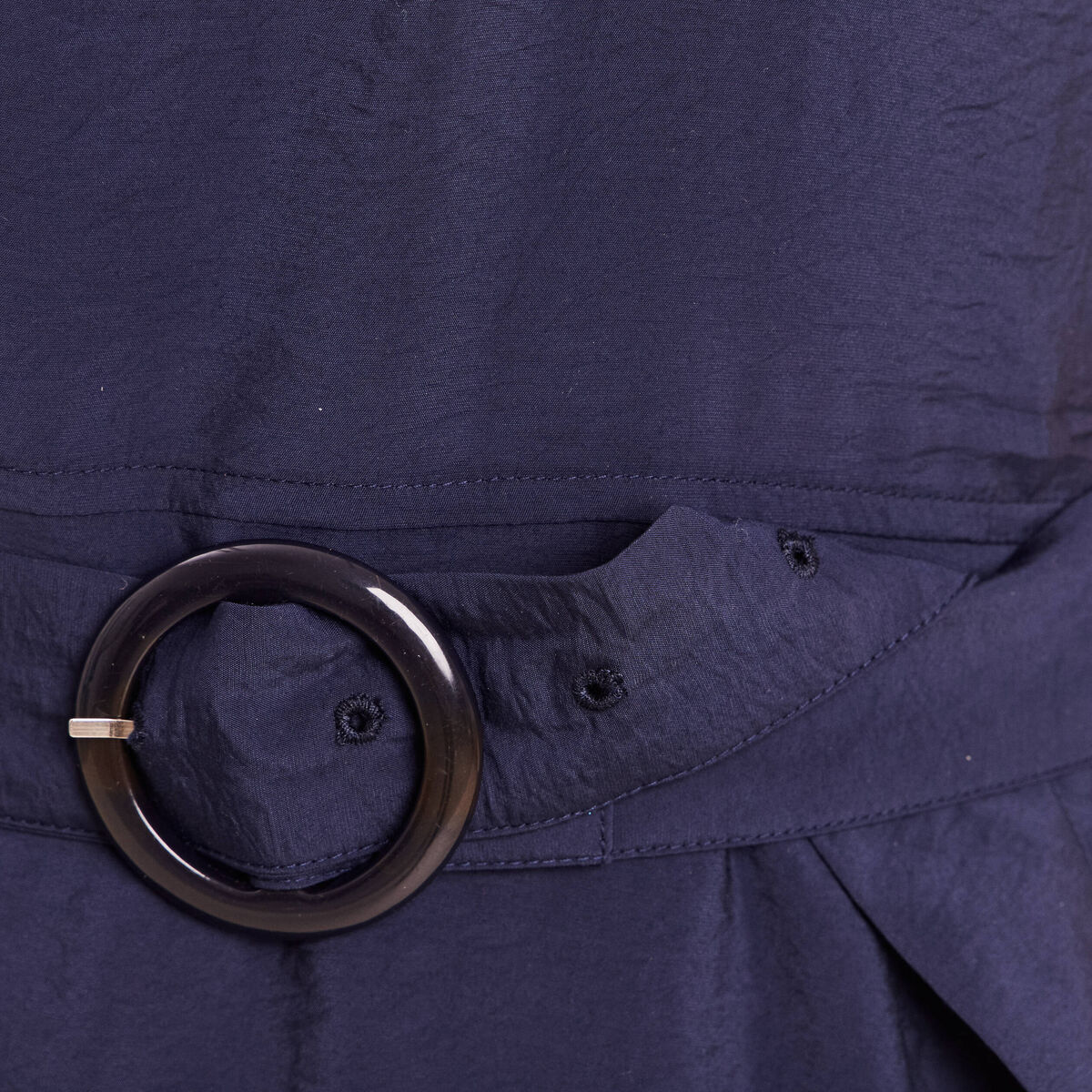 Robe &eacute;vas&eacute;e 3/4 sans manches ceinture bleu marine femme