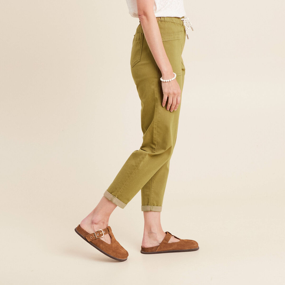 Pantalon coupe mom 7/8&egrave;me vert kaki femme