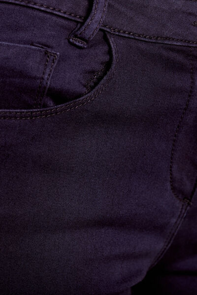 Jean ajusté 7/8ème avec bandes denim brut femme