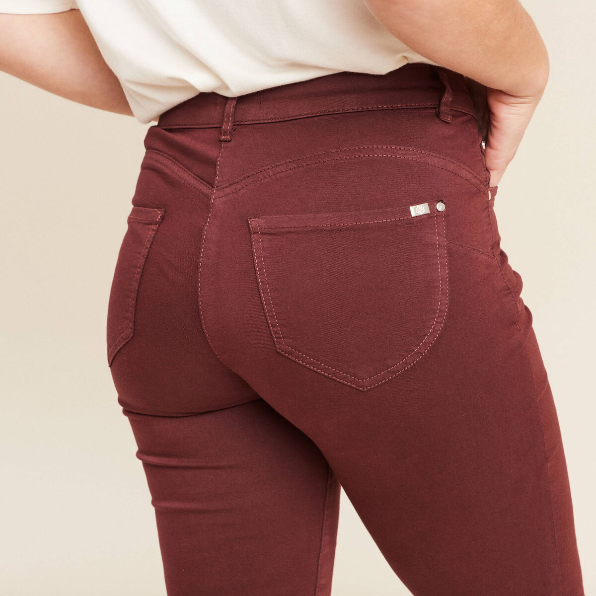 Bermuda magique Le L&eacute;ger bordeaux femme