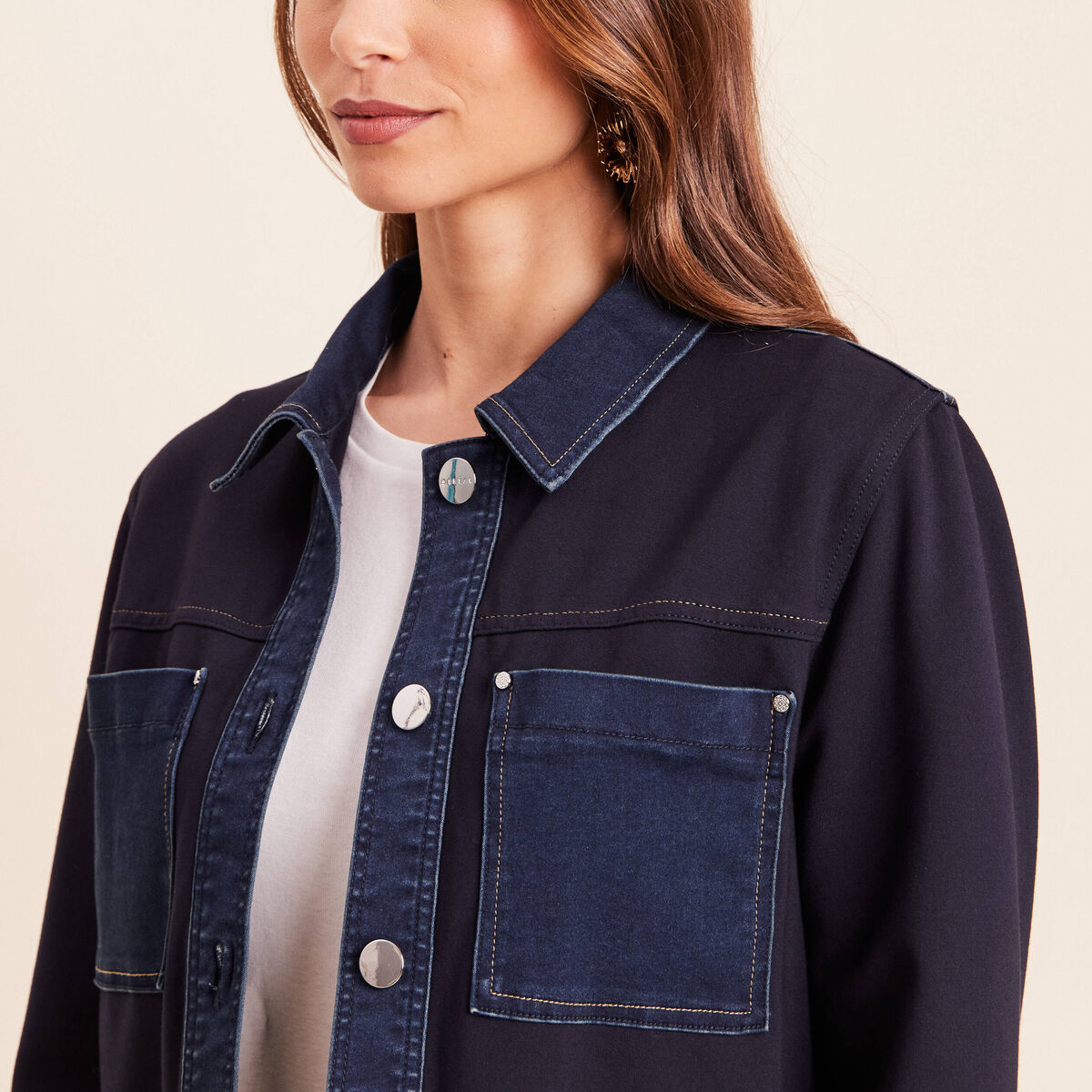 Veste droite courte manches longues denim brut femme