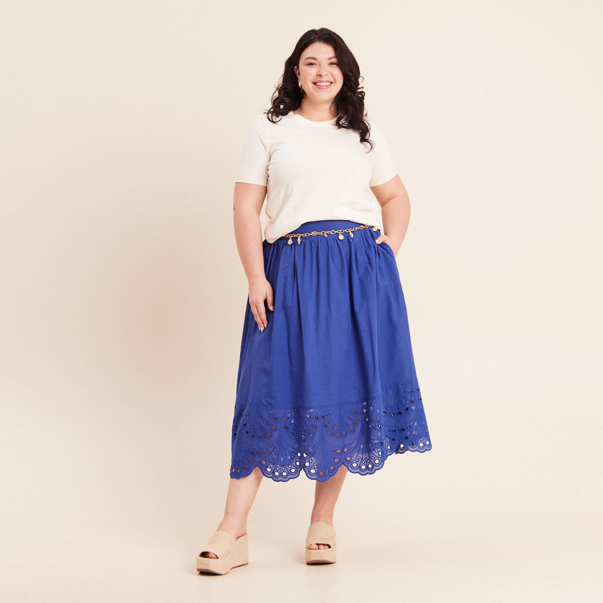 Jupe taille haute doubl&eacute;e avec broderie bleu fonc&eacute; femme