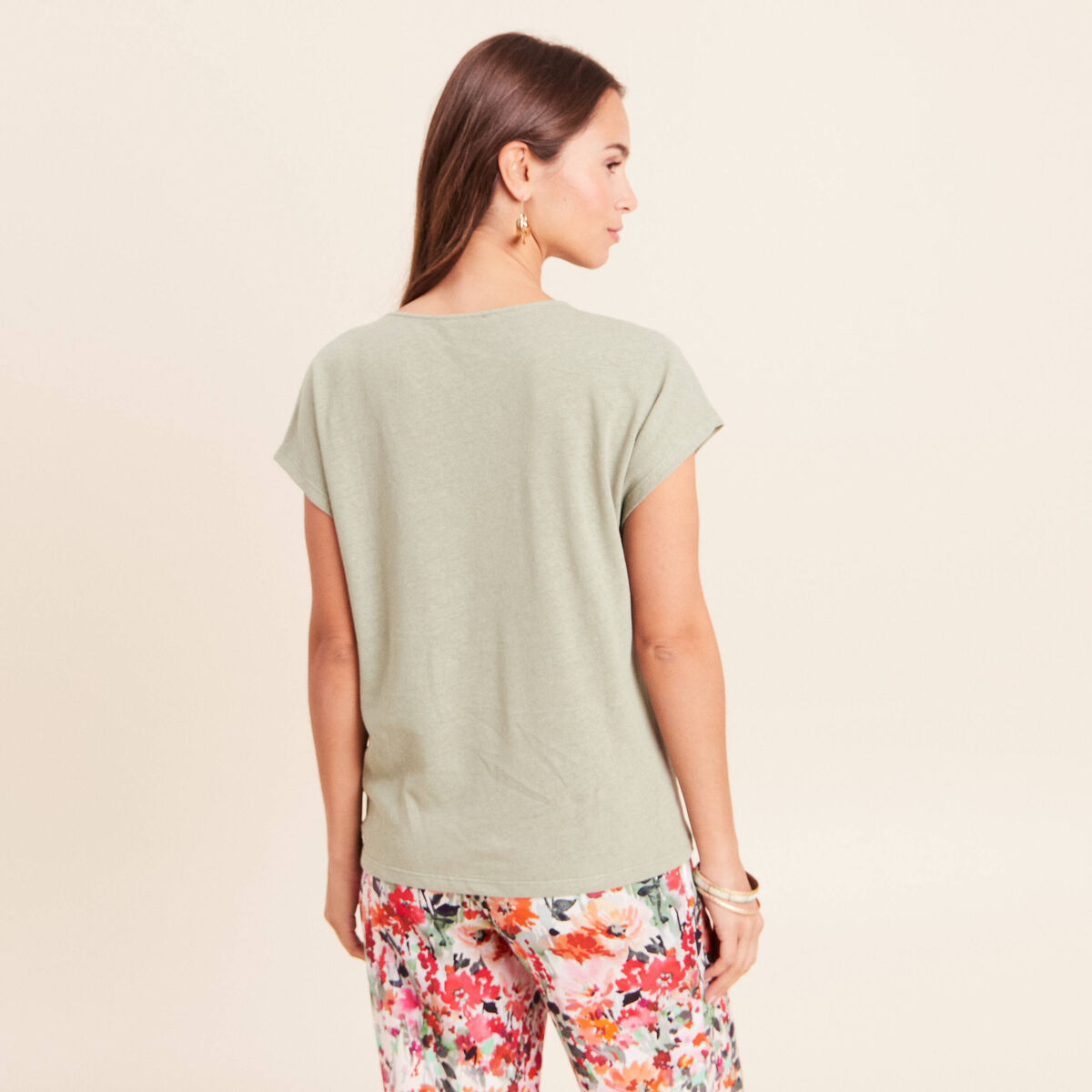 T-shirt col v manches courtes aspect lin vert clair femme