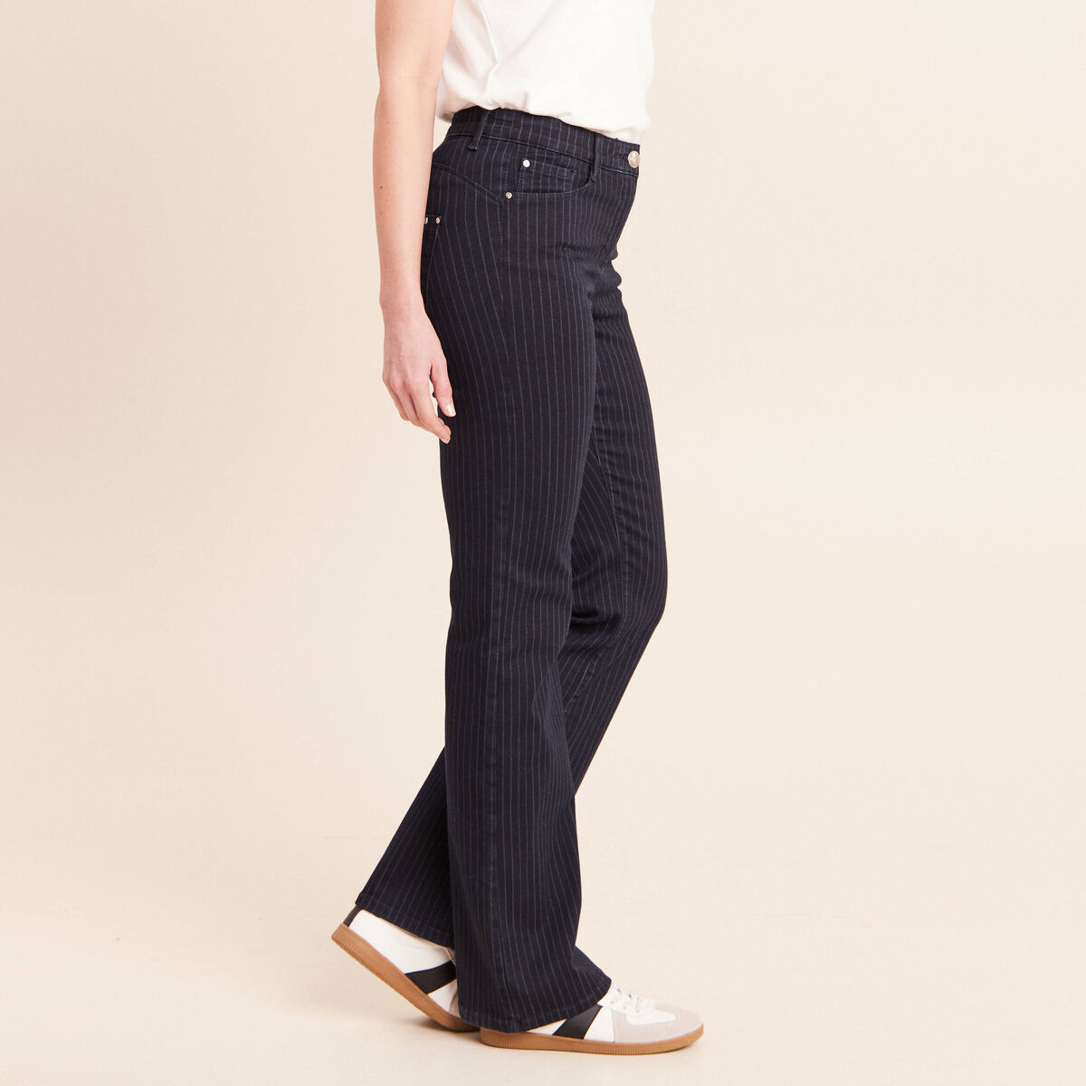 Pantalon magique L'Unique coupe bootcut bleu fonc&eacute; femme