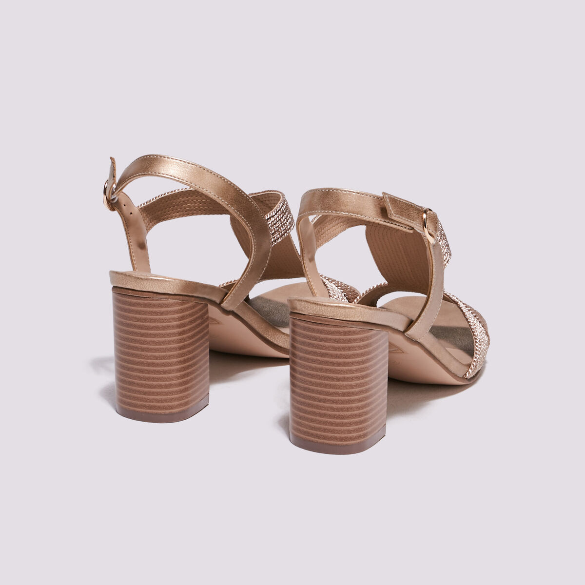 Sandales &agrave; talons bottiers rose clair femme