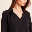 Blouse col v manches longues fluide noir femme