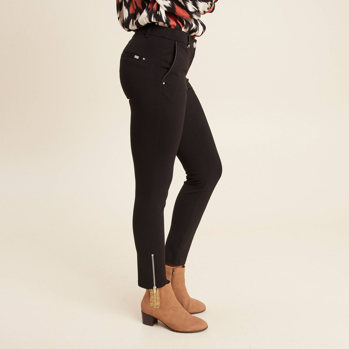 Pantalon ajusté détails zippés noir femme