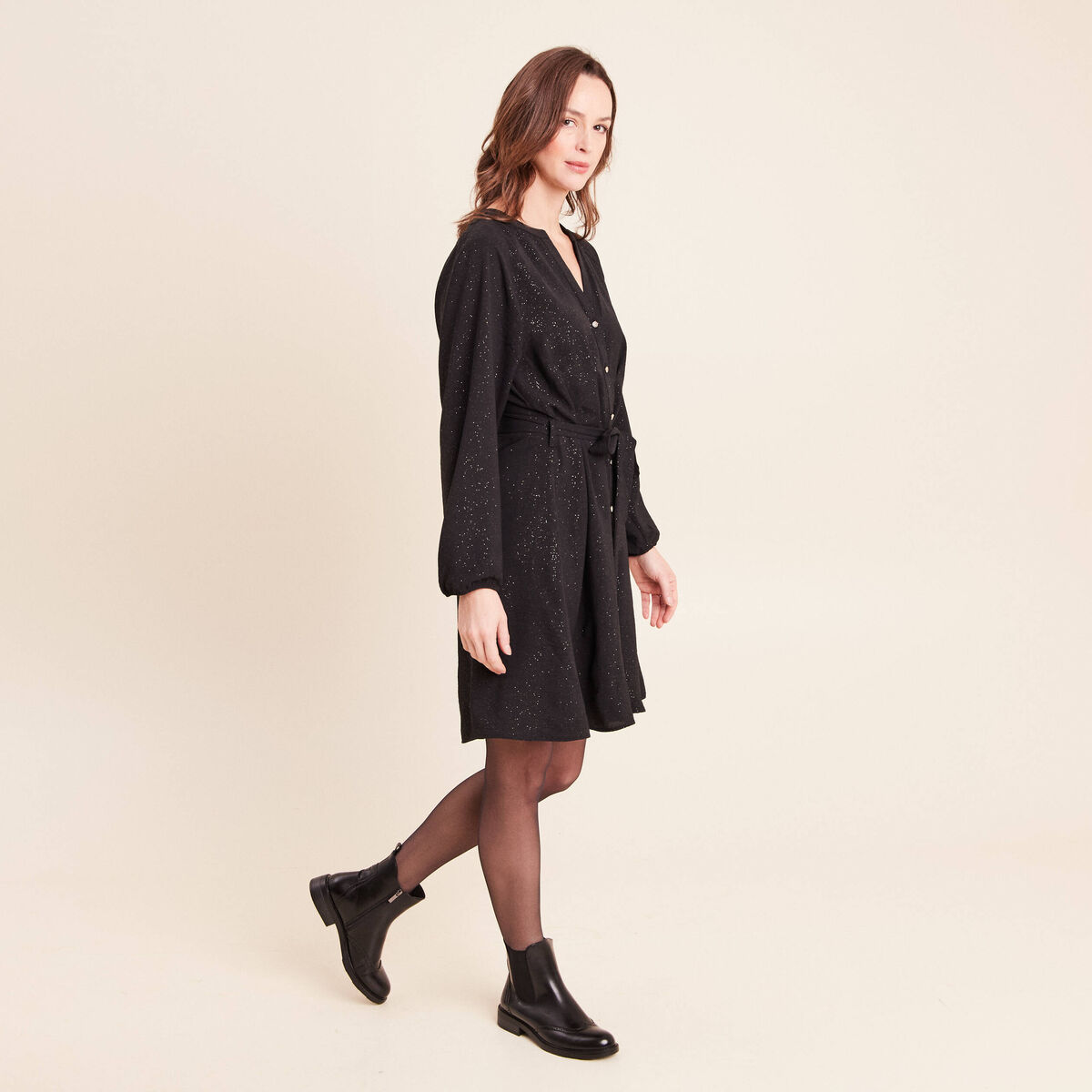 Robe courte col tunisien &agrave; paillettes noir femme