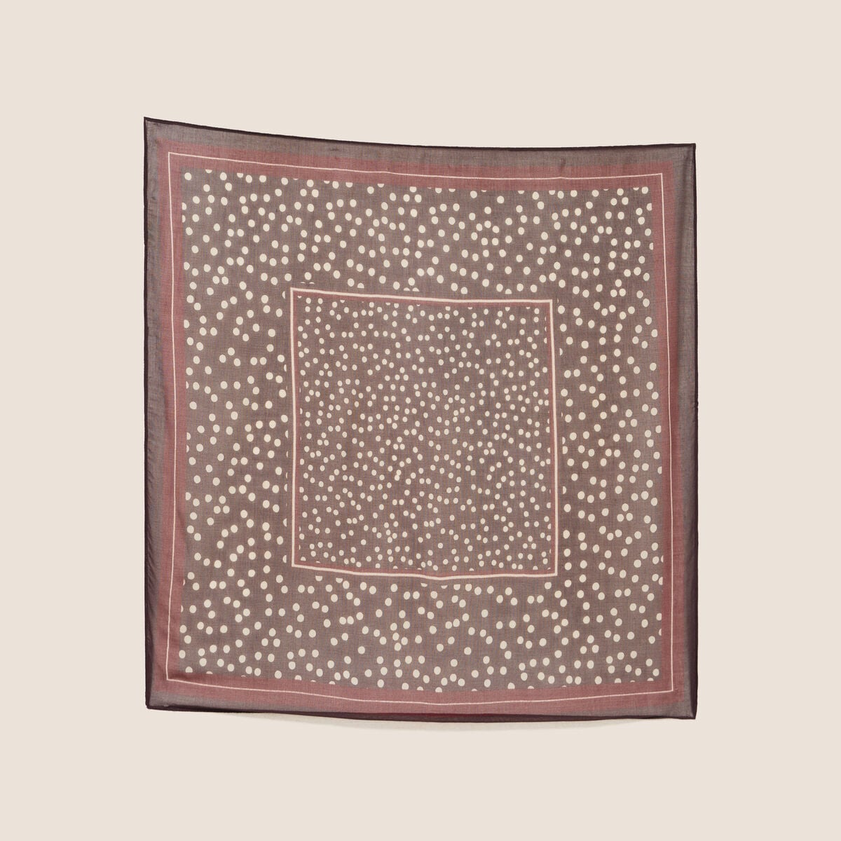 Foulard en tissu fluide marron fonc&eacute; femme